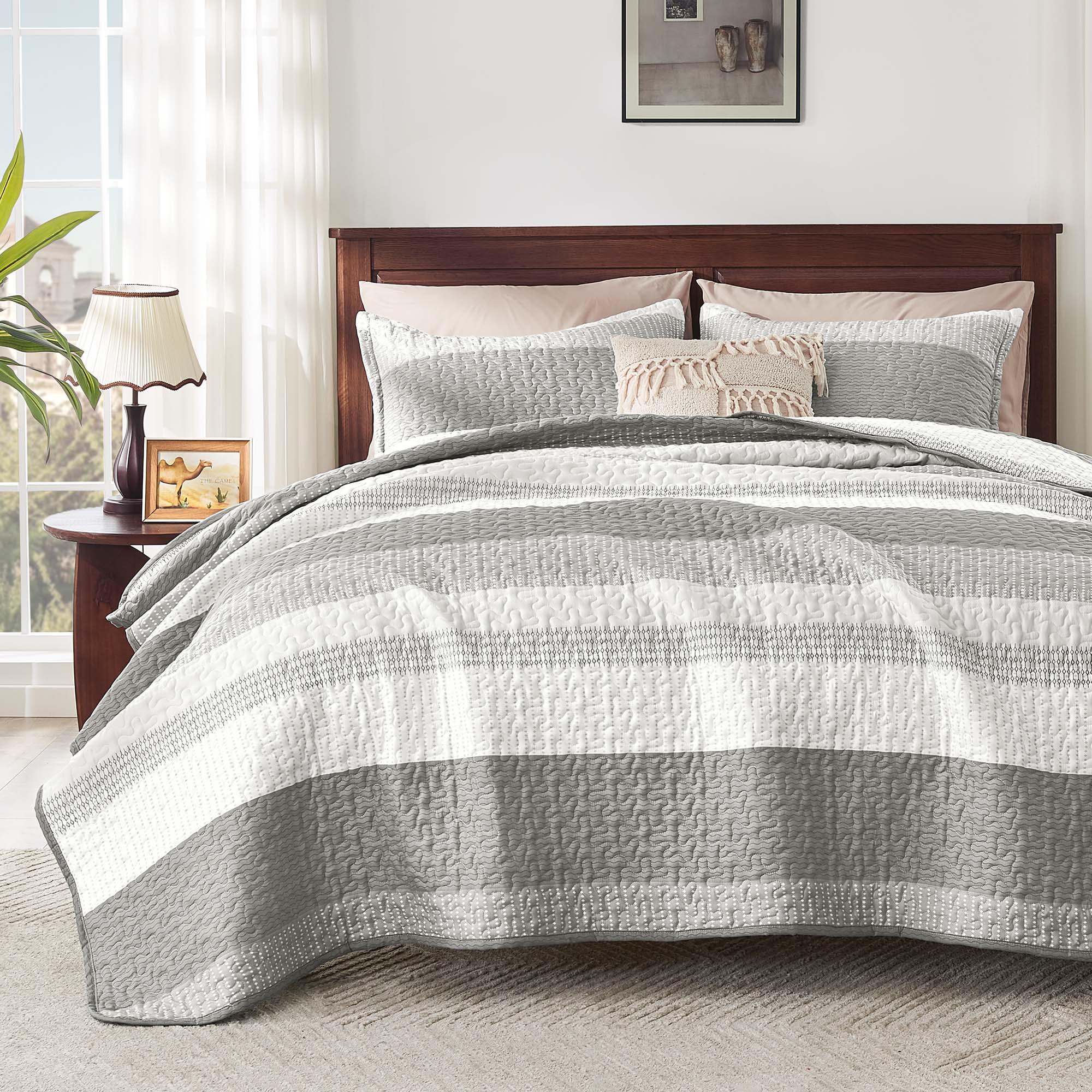 Striped Patchwork Bedspread Coverlet Soft Quilted Bedding Set