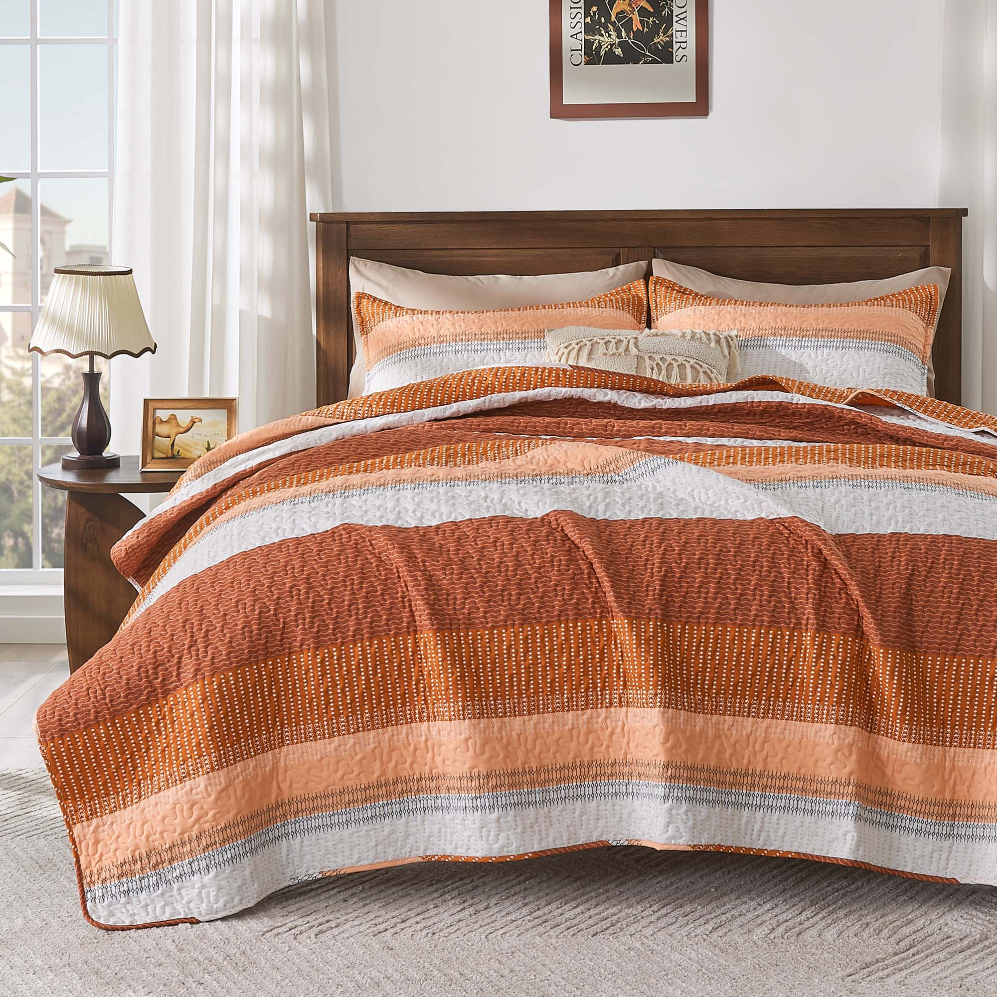 Striped Patchwork Quilt Set
