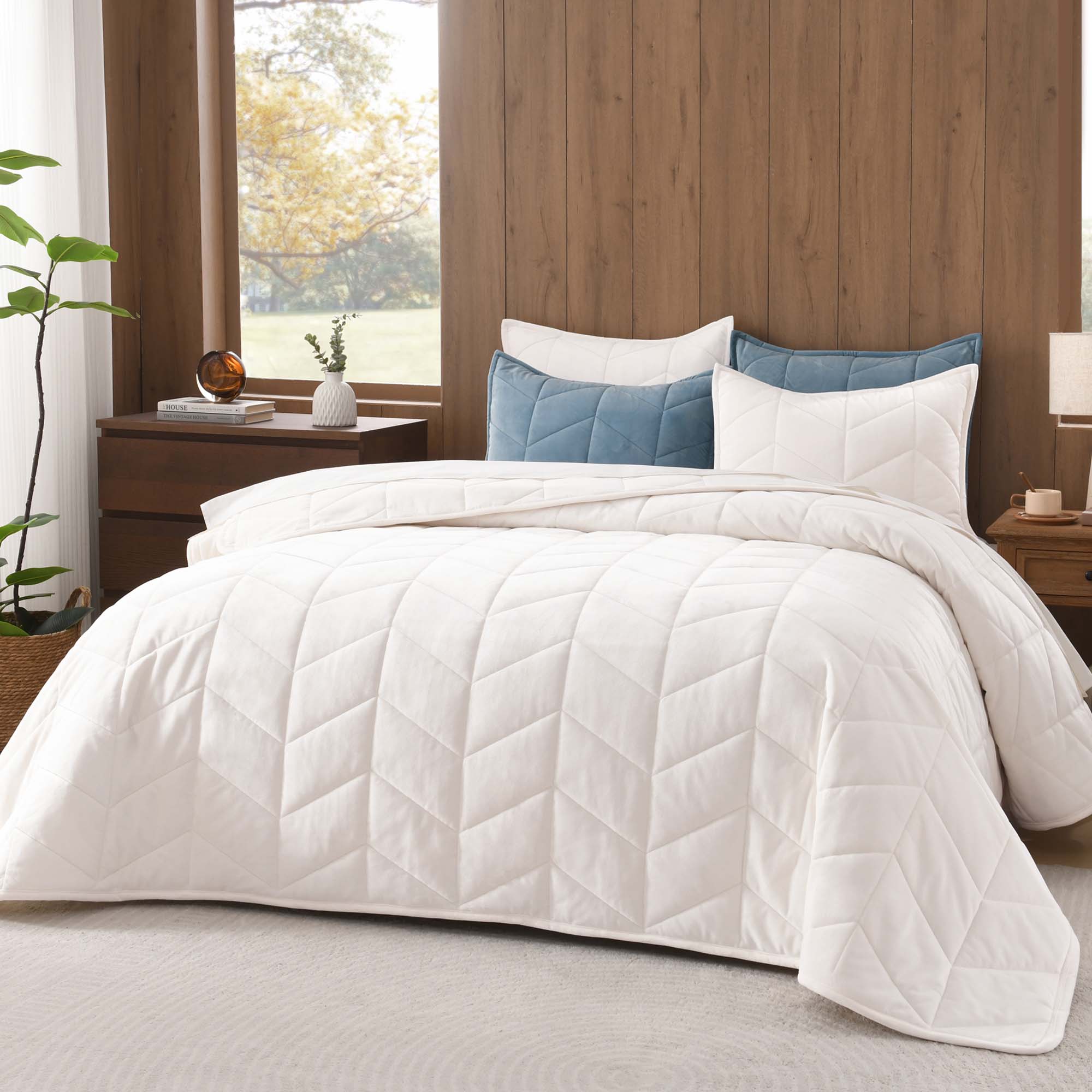 Luxurious Velvet Quilts Herringbone Matelasse Bedspread Quilt Set