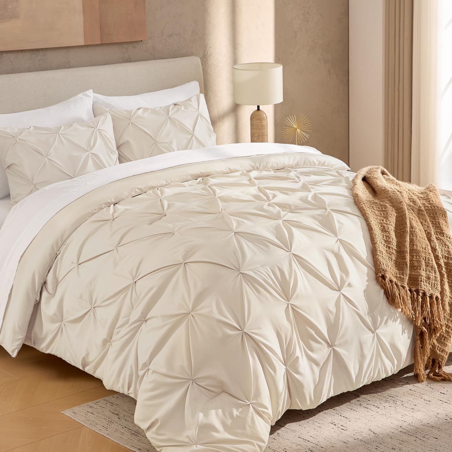 Cute Soft Pinch Pleat Comforters Bedding Set