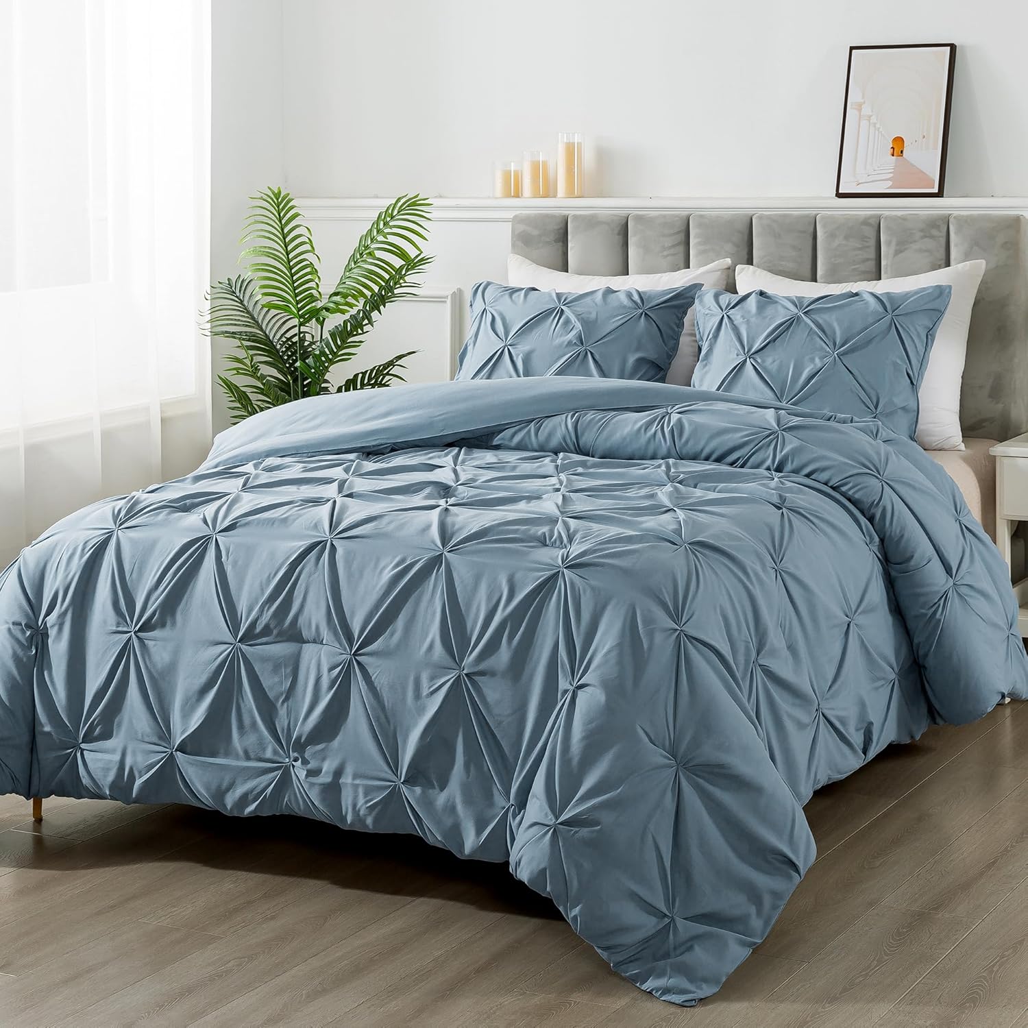 Cute Soft Pinch Pleat Comforters Bedding Set