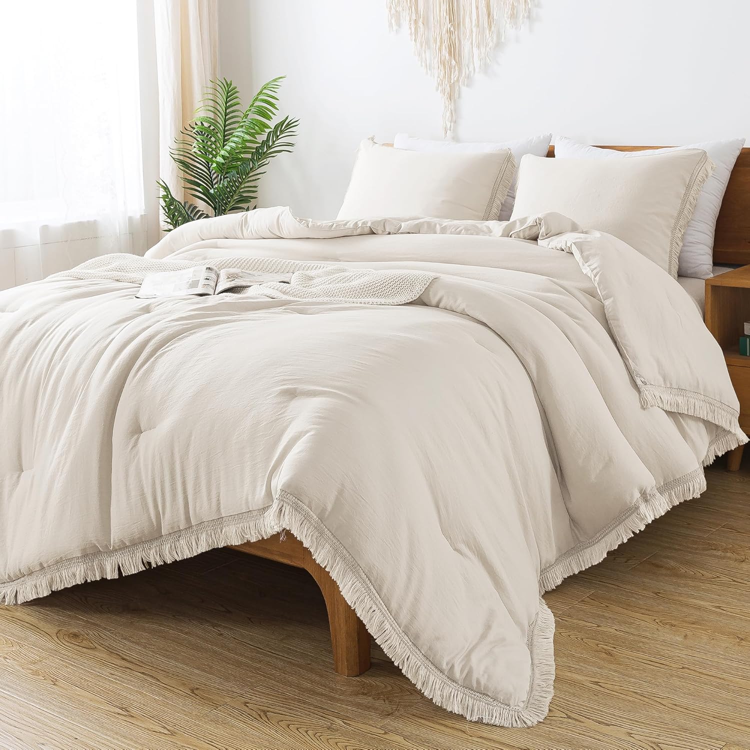 Boho Tassel Lightweight Soft Bedding Comforter Sets